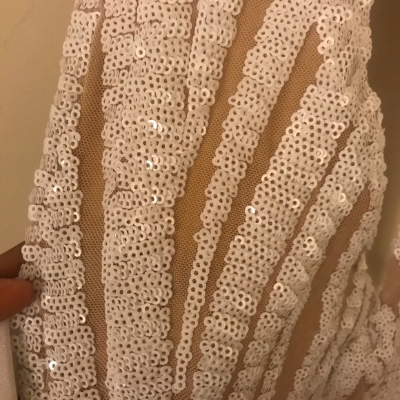 White and nude Prom dress , mermaid tale, - Picture 3 of 3